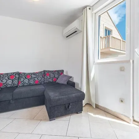 Apartment Maria Ii