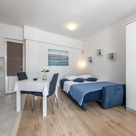 Apartment Maria Ii