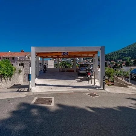 Maria Ii * Дубровник